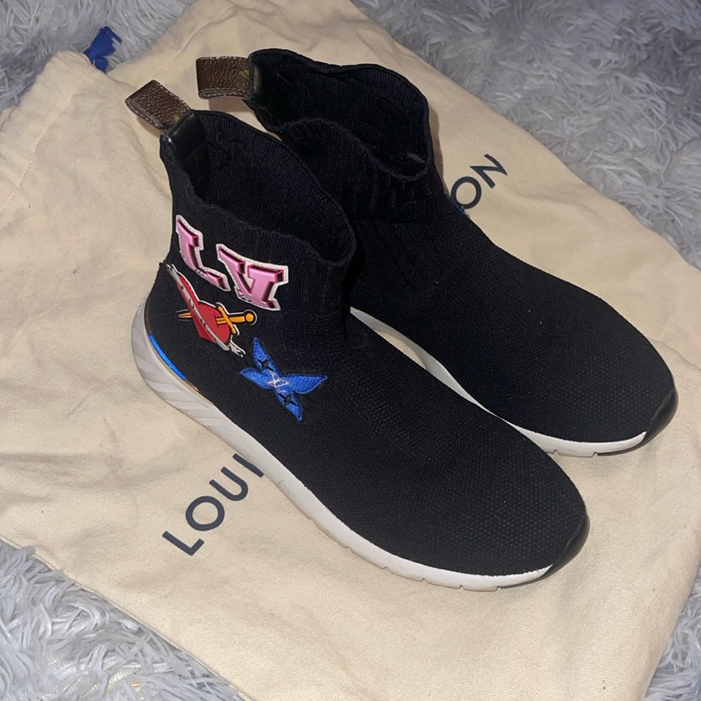 LOUIS VUITTON Stretch Fabric LV Black Heart Sock Sneakers